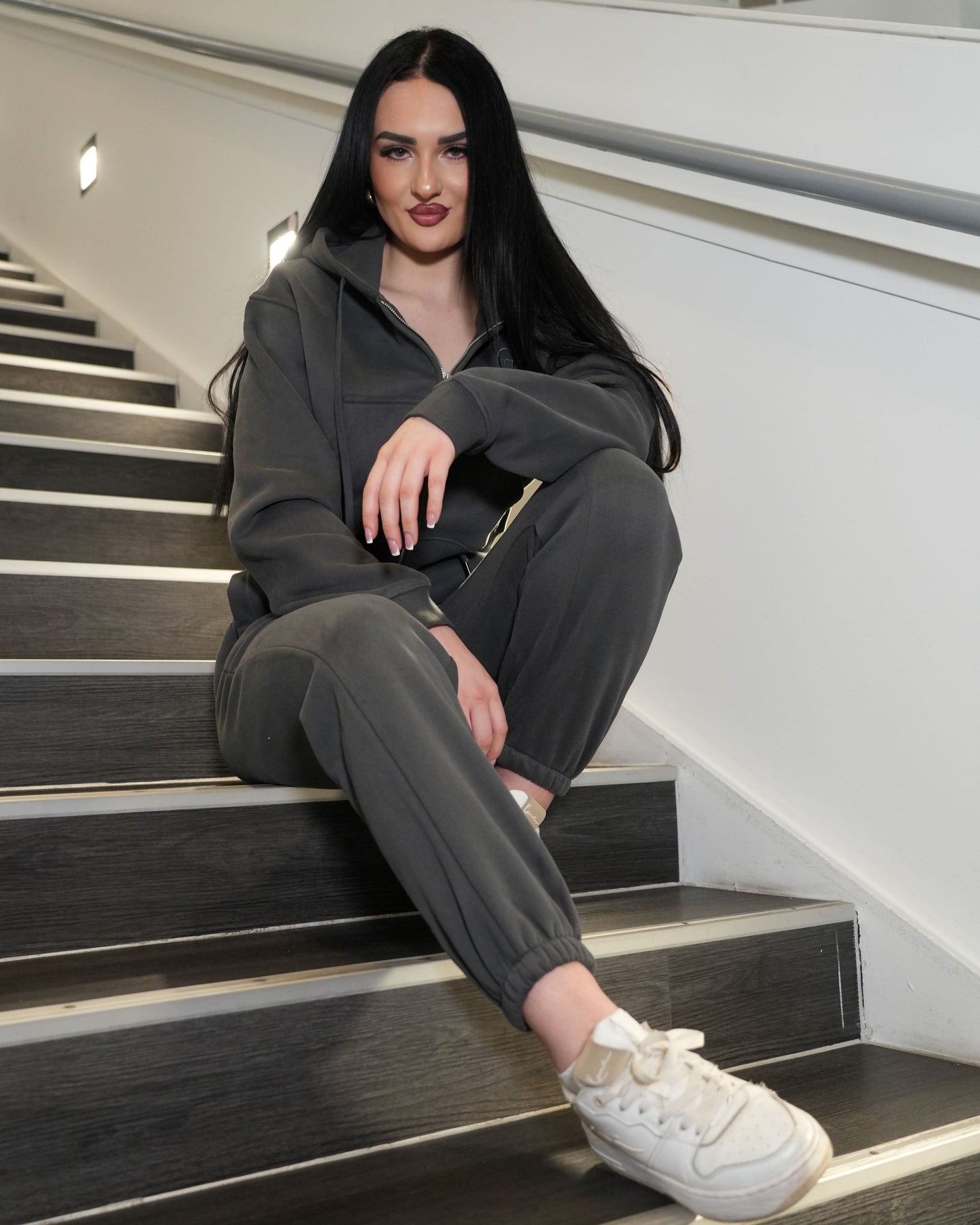 Tracksuit Grau