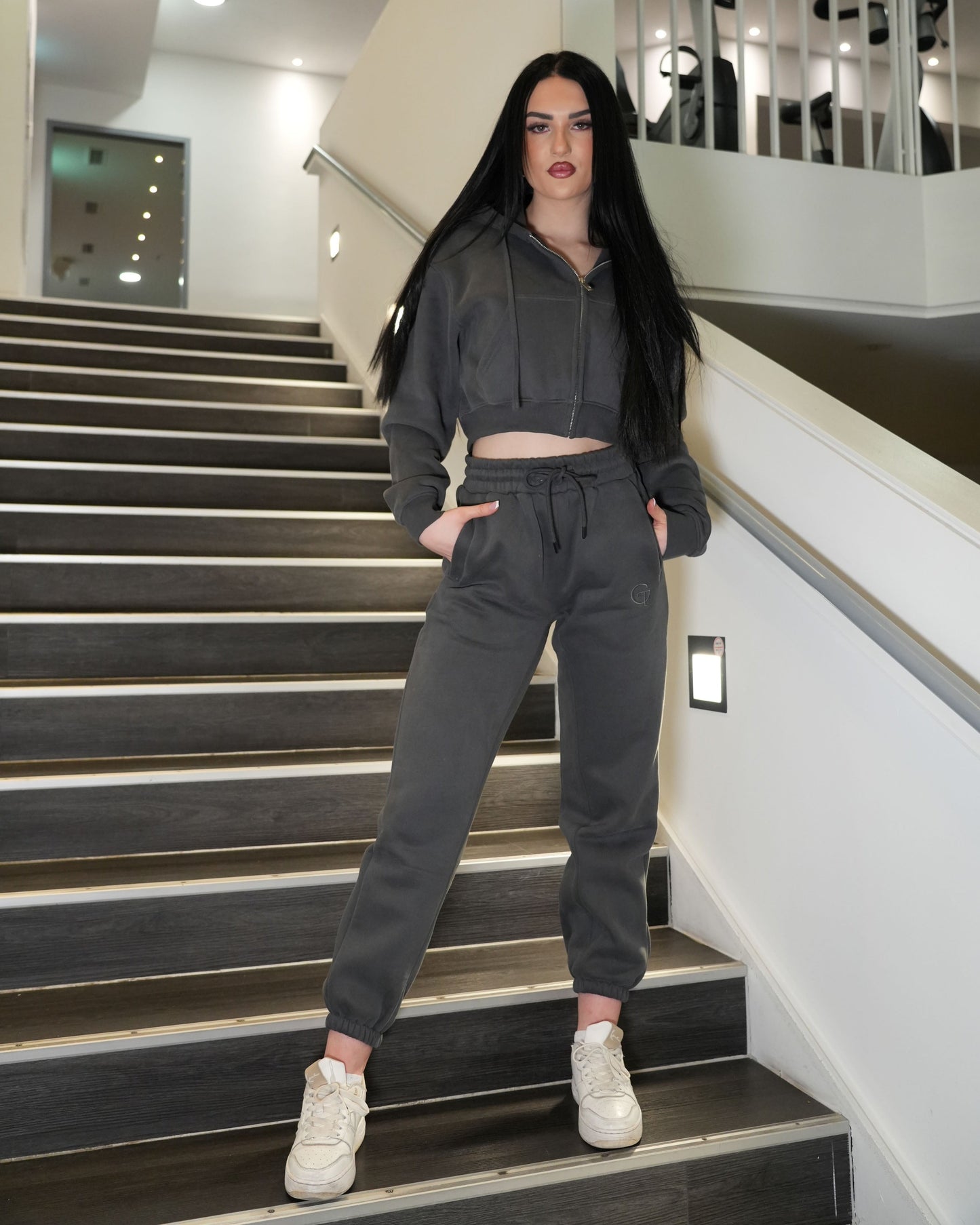 Tracksuit Grau