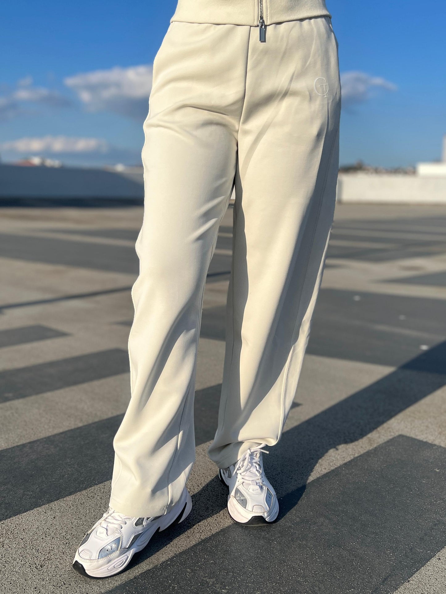 Tracksuit LUX Ivory