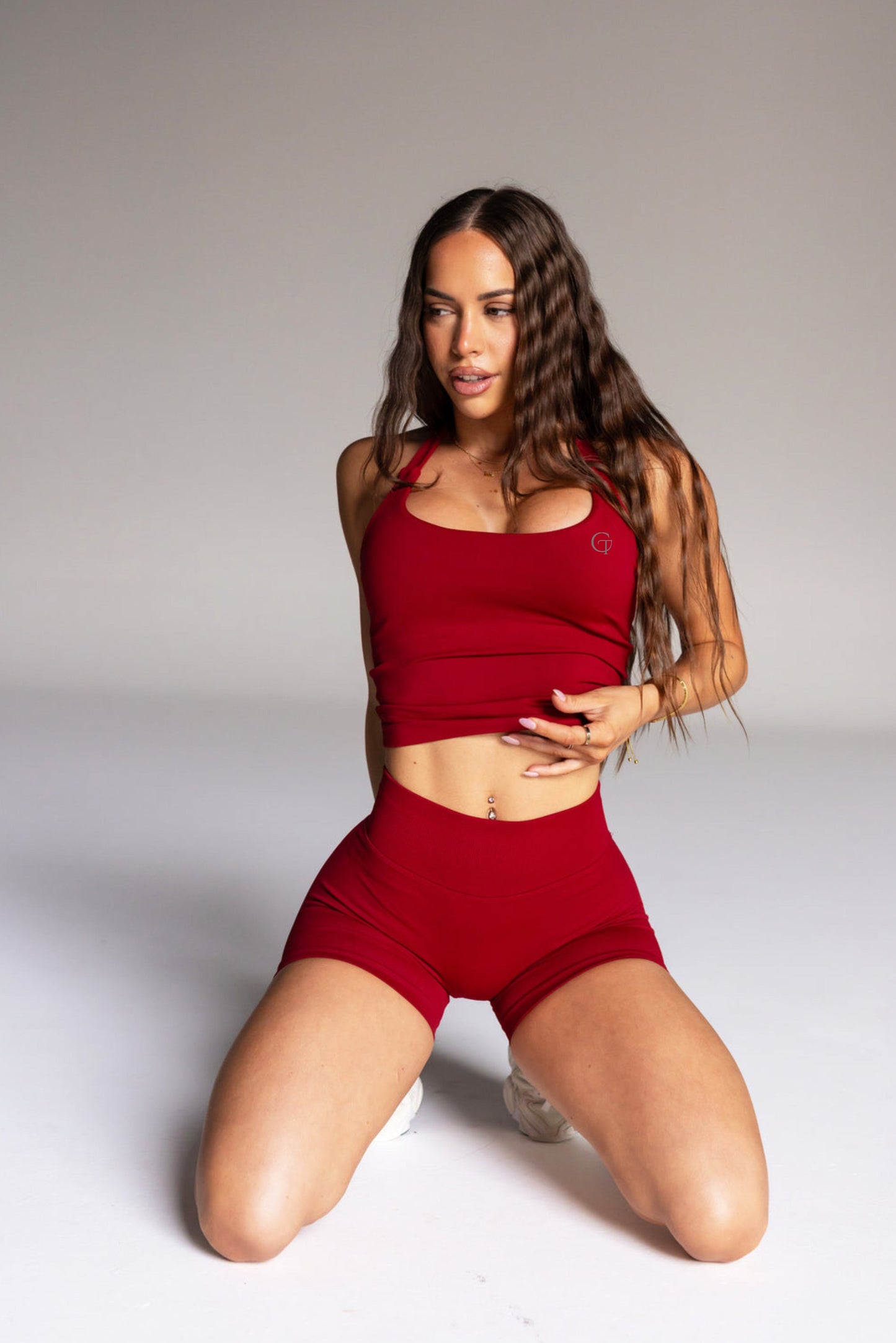 PREMIUM SHORTS Cherry red