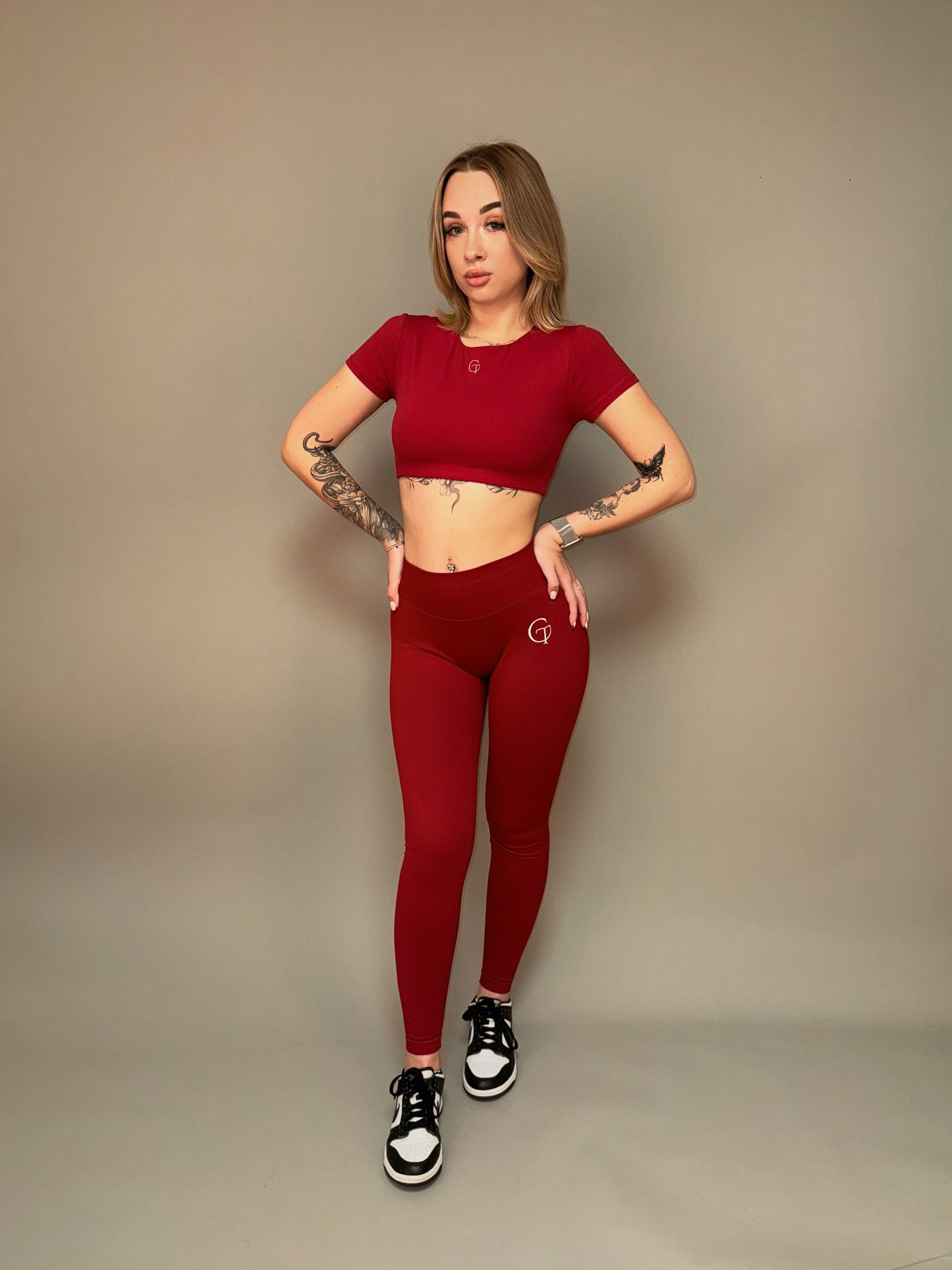 CLOUD TOP Cherry red